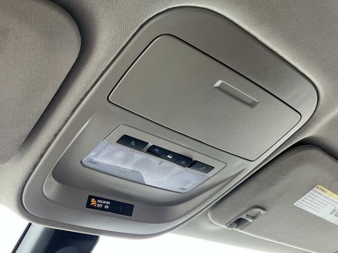 Used 2021 GMC Canyon AT4 image 33