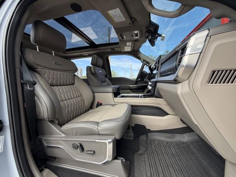 Used 2026 Ford F450 Platinum w/ Platinum Plus Package image 28