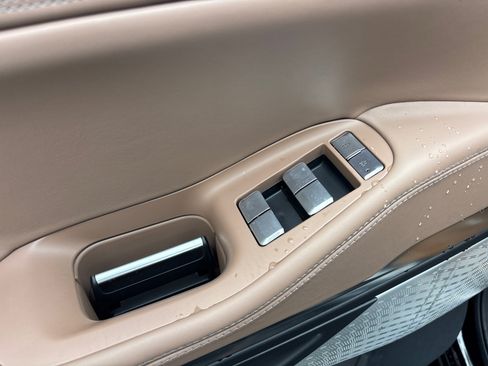 New 2025 Lincoln Navigator L Black Label image 12