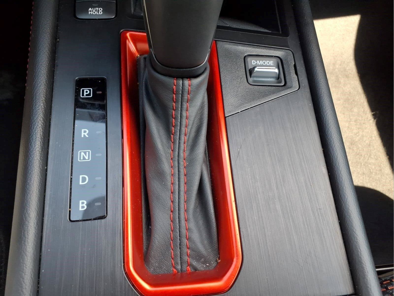 Used 2026 Nissan Kicks SR AWD/4WD image 25
