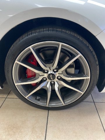 Used 2025 Genesis G70 2.5T RWD image 29