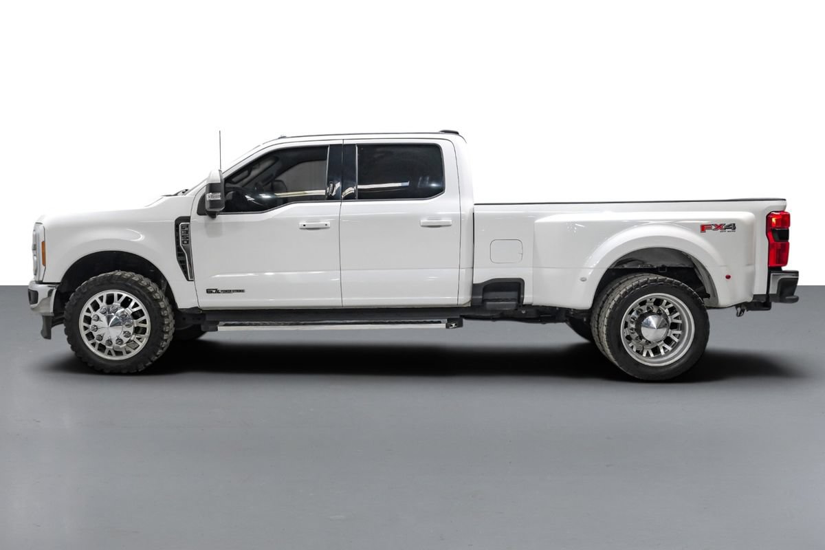 Used 2023 Ford F350 Lariat w/ Tow Technology Package AWD/4WD image 9