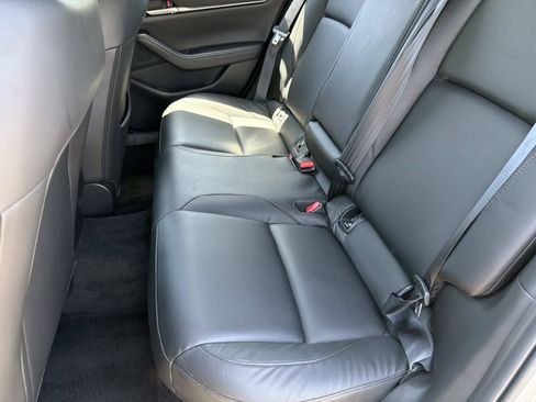 Used 2024 MAZDA MAZDA3 s FWD image 20