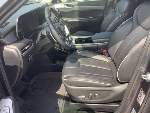 Certified 2024 Hyundai Palisade SEL w/ Premium Package FWD image 11