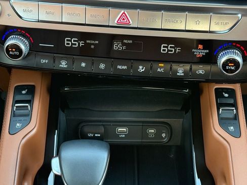 Used 2025 Kia Telluride EX X-Line image 23