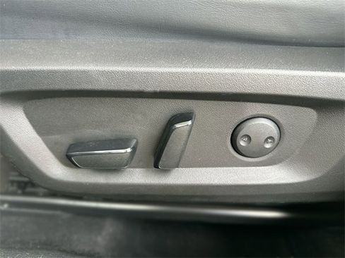 Used 2023 Mitsubishi Outlander SE image 13