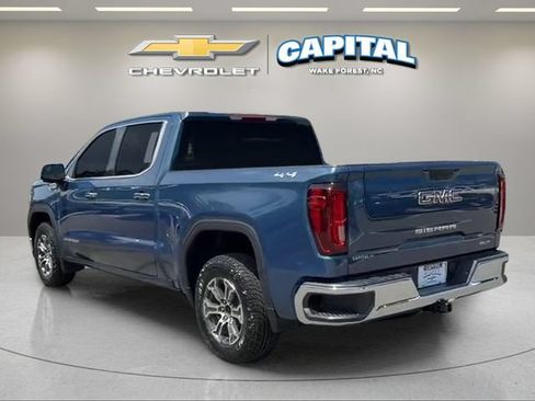 Used 2024 GMC Sierra 1500 SLT AWD/4WD image 3