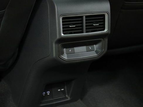 New 2026 Volkswagen Atlas Cross Sport SEL R-Line image 32