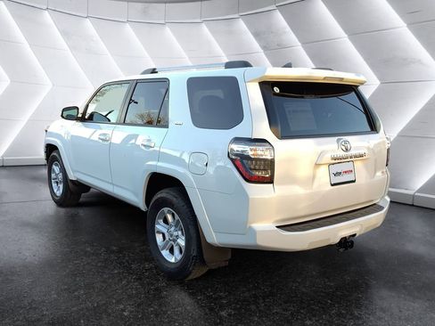 Used 2024 Toyota 4Runner SR5 image 6