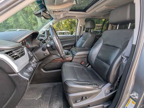 Used 2018 GMC Yukon XL SLT w/ Premium Edition AWD/4WD image 8