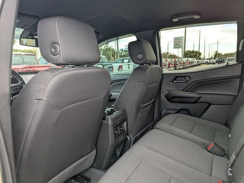 Used 2024 GMC Canyon Elevation w/ Convenience Package image 18