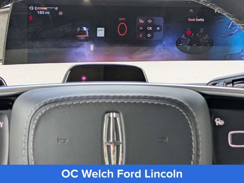Certified 2026 Lincoln Navigator Reserve AWD/4WD image 16