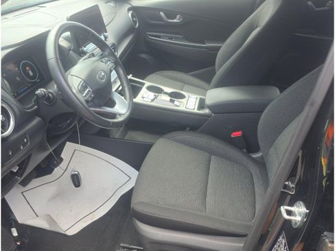 Used 2023 Hyundai Kona SEL FWD image 5