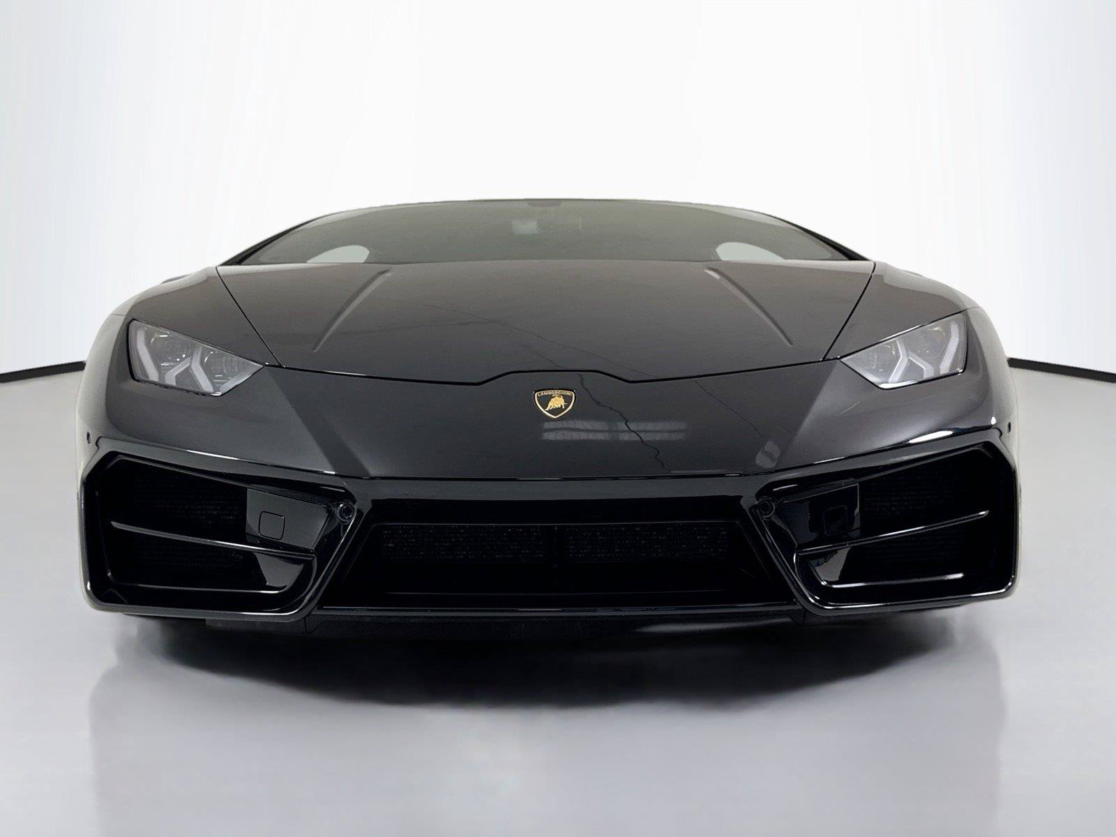 Used 2018 Lamborghini Huracan LP 580-2 RWD image 34