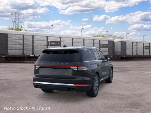 New 2026 Lincoln Aviator AWD image 8