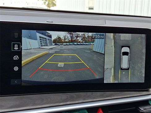 Certified 2025 Kia Sorento SX Prestige w/ Olive Brown Leather Package image 18