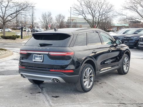 New 2026 Lincoln Corsair Premiere image 4