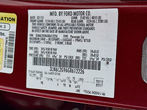 Used 2016 Lincoln MKZ FWD image 12