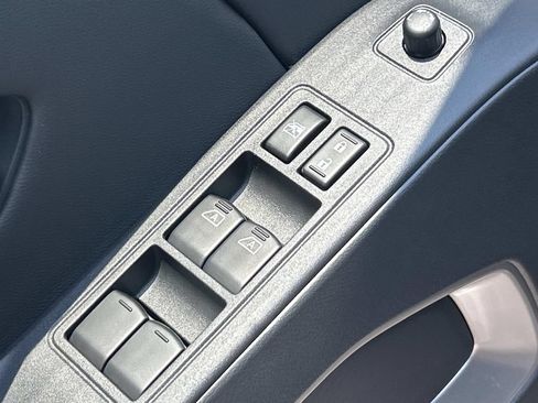 New 2026 Nissan Frontier SV w/ SV Convenience Package RWD image 18