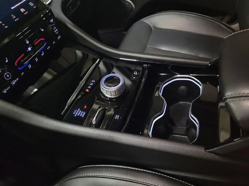 Used 2022 Jeep Grand Cherokee Limited 4xe image 26