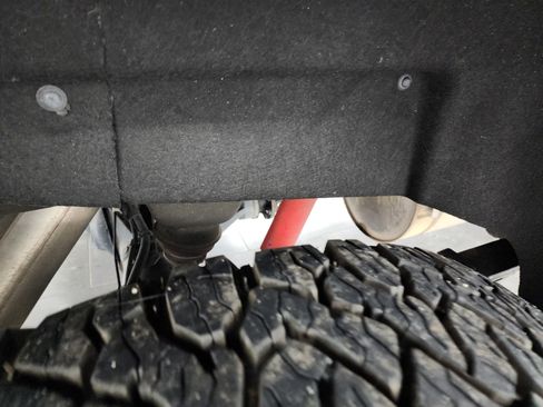 Used 2024 GMC Sierra 2500 SLE w/ SLE Value Package; image 28