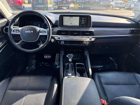 Used 2022 Kia Telluride SX image 3