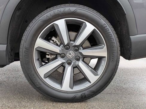 Certified 2025 Honda Pilot Elite image 13