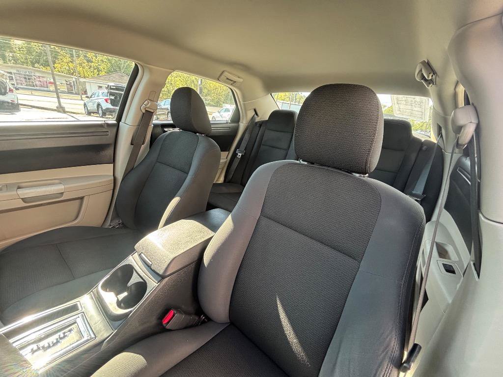 Used 2006 Chrysler 300 RWD image 15
