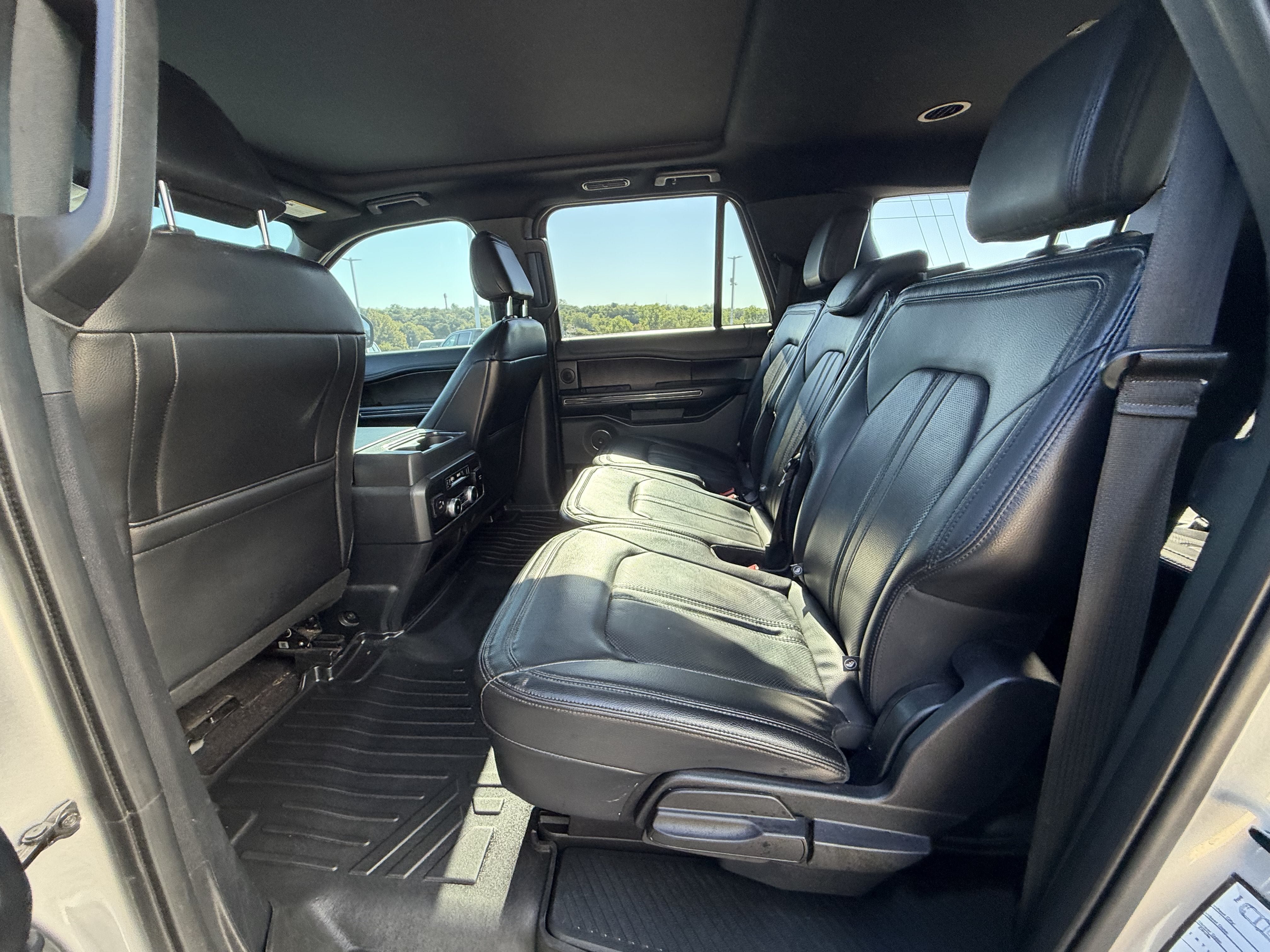 Used 2021 Ford Expedition Max Limited AWD/4WD image 12