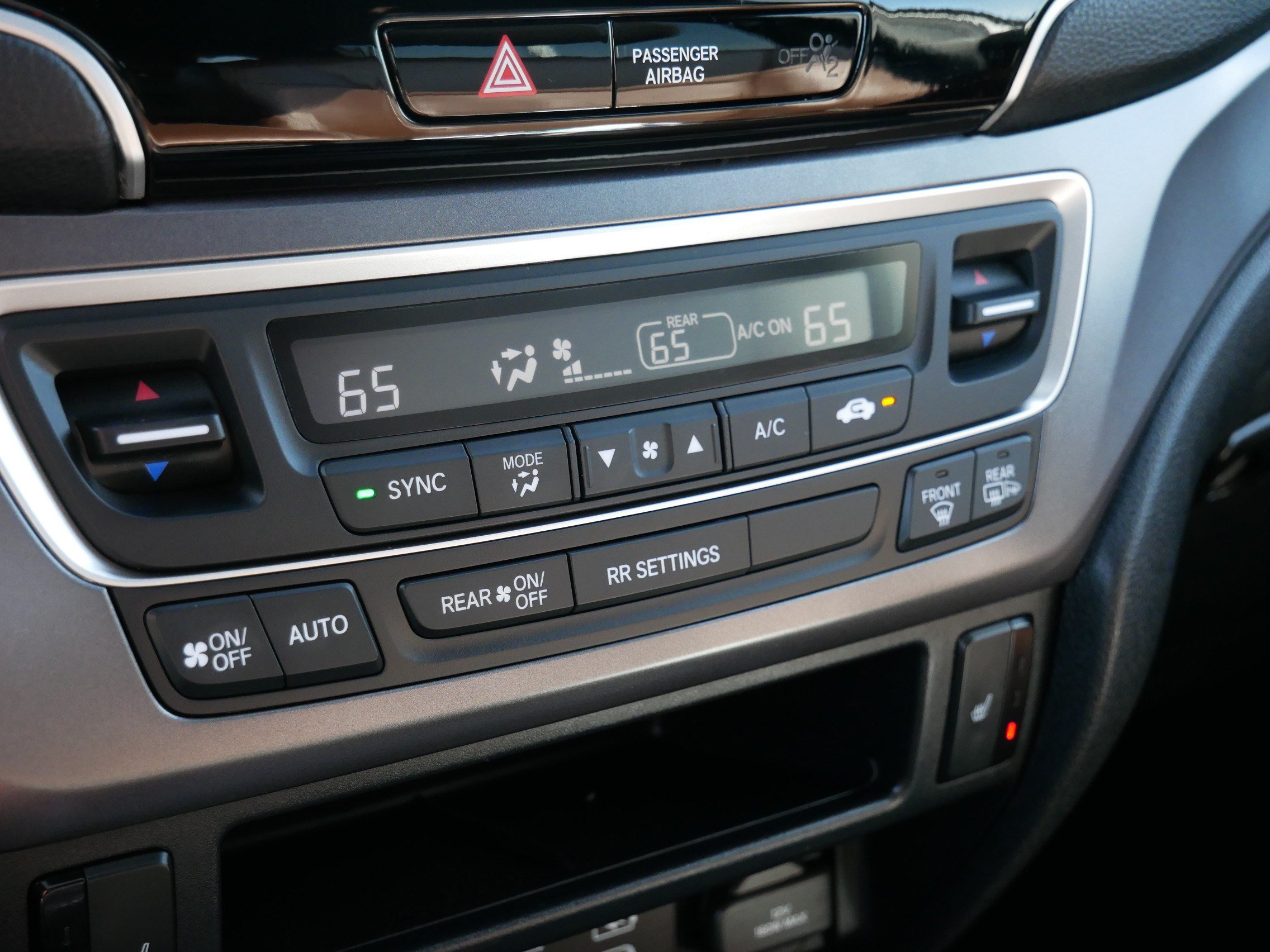 Used 2025 Honda Passport EX-L image 22