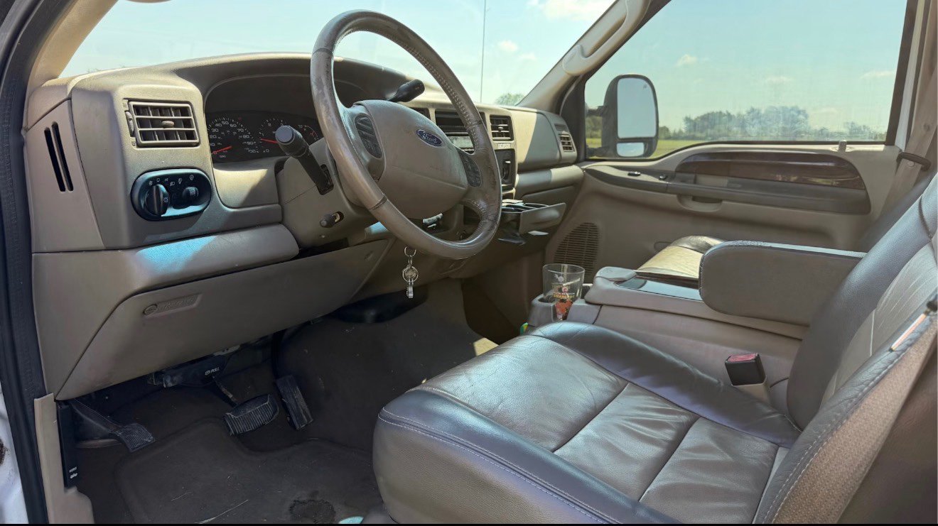 Used 2004 Ford Excursion Eddie Bauer AWD/4WD image 5