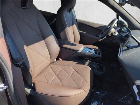 Used 2026 BMW iX xDrive60 AWD/4WD image 22