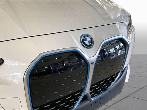 Used 2023 BMW i4 eDrive35 w/ Premium Package RWD image 29