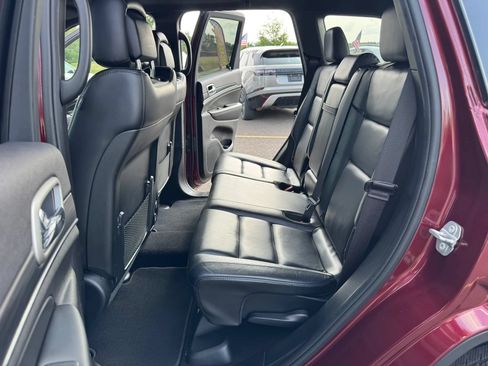 Used 2019 Jeep Grand Cherokee Limited AWD/4WD image 27