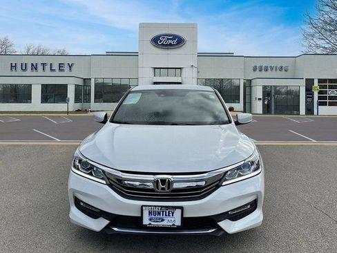 Used 2016 Honda Accord Sport image 3