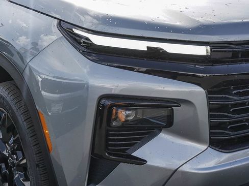 New 2026 Chevrolet Traverse LT w/ Midnight/Sport Edition FWD image 10
