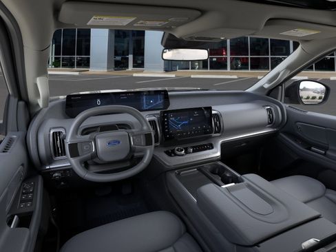New 2026 Ford Expedition Max Active AWD/4WD image 10