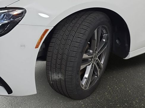 Used 2021 Mercedes-Benz E 350 4MATIC Sedan image 37
