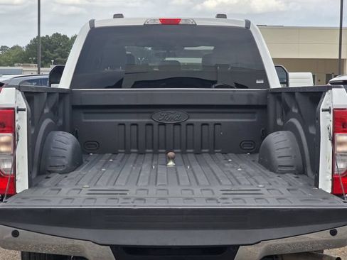 Used 2022 Ford F250 XL w/ Power Equipment Group AWD/4WD image 30