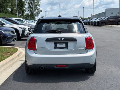 Used 2016 MINI Cooper 4-Door Hardtop FWD image 10