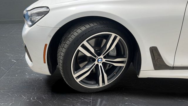 Used 2019 BMW 750i xDrive AWD/4WD image 37