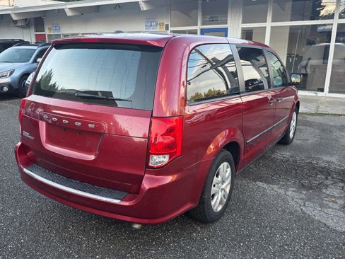 Used 2014 Dodge Grand Caravan American Value Package w/ UConnect Hands-Free Group image 5