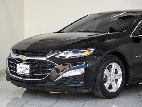 Used 2021 Chevrolet Malibu LS image 42