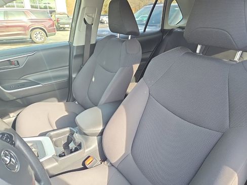 Used 2019 Toyota RAV4 LE w/ All Weather Liner Package image 5