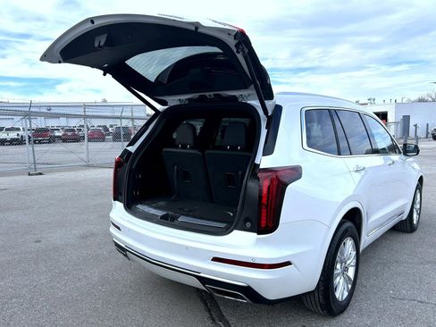 Certified 2023 Cadillac XT6 Luxury image 23