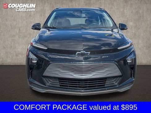 Used 2023 Chevrolet Bolt EUV LT w/ Convenience Package image 2