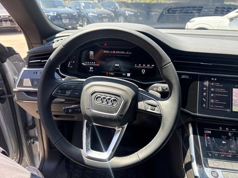 Used 2025 Audi Q8 Premium Plus AWD/4WD image 20