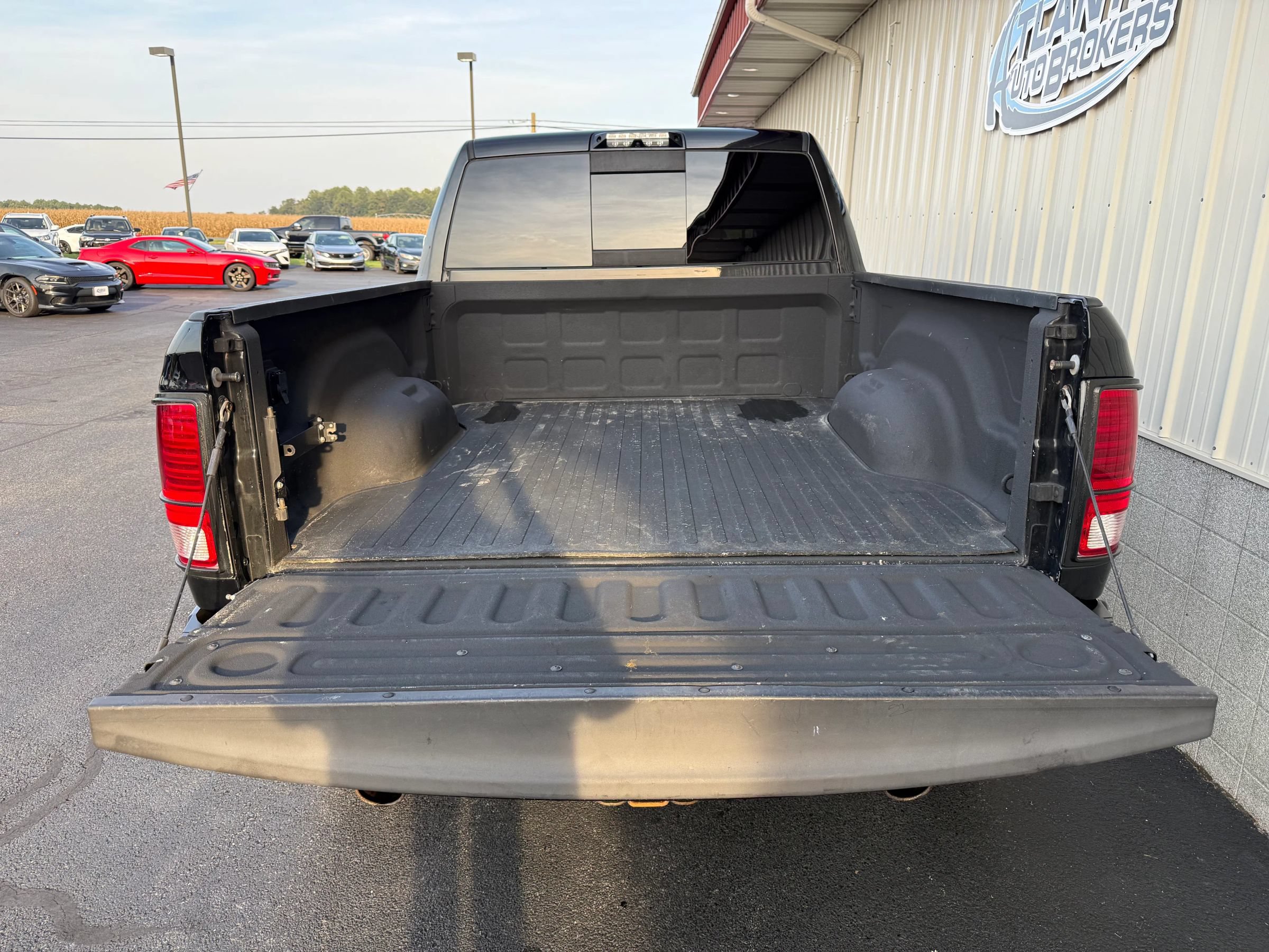 Used 2018 RAM 2500 Laramie AWD/4WD image 5