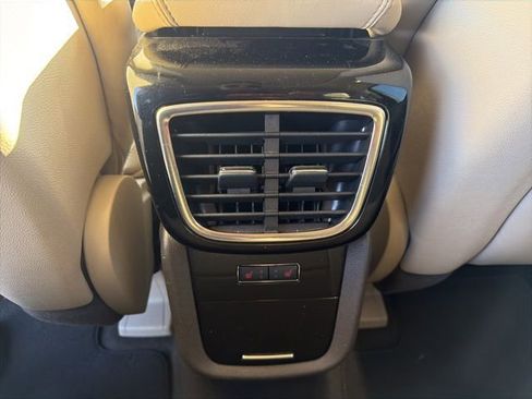 Used 2023 Lincoln Nautilus Reserve w/ Equipment Group 202A image 13