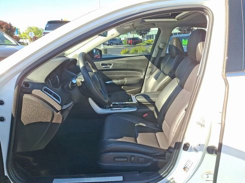 Certified 2018 Acura TLX FWD image 14